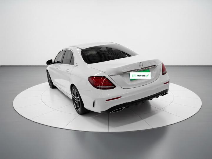E-Class 2017 E 300 L Sport Fashion photo 4