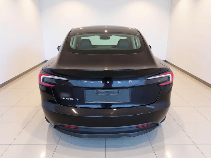 Model 3 2025 RWD photo 3