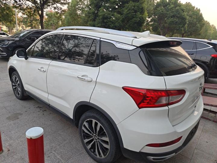 GAC Trumpchi GS4 2017 235T MT RWD Luxury photo 4