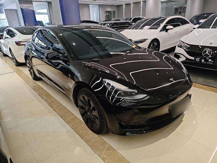 Model 3 2022 RWD photo 3