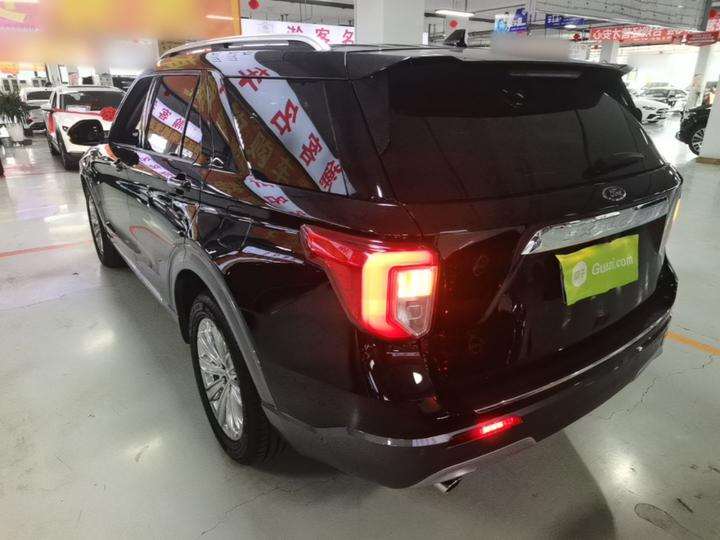 Explorer 2020 EcoBoost 285 AWD Titanium 7-Seater photo 4