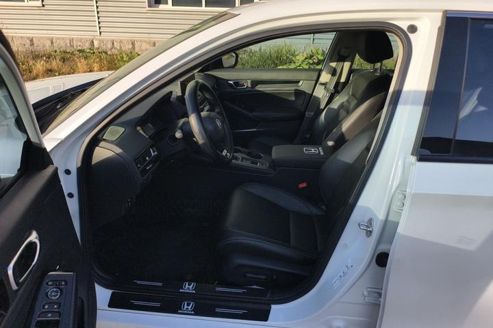 Integra 2023 240TURBO CVT Tech photo 8