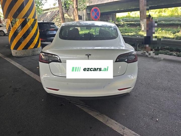 Model 3 Imported 2019 Standard Range RWD Upgraded photo 3