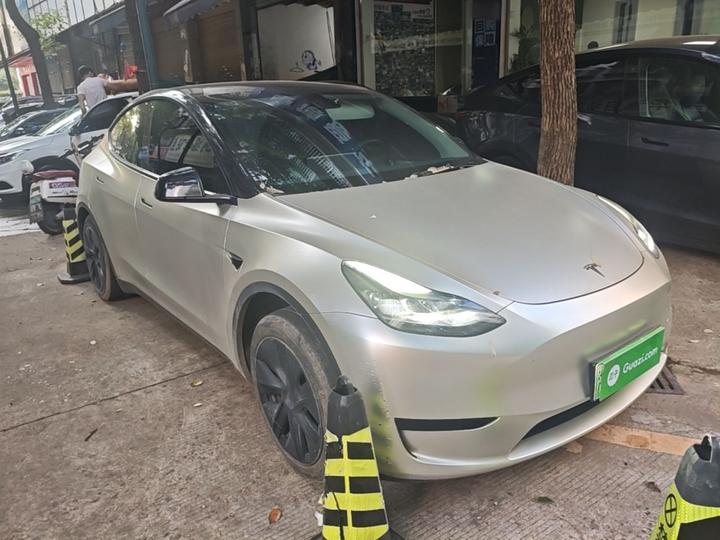 Model Y 2023 RWD photo 3
