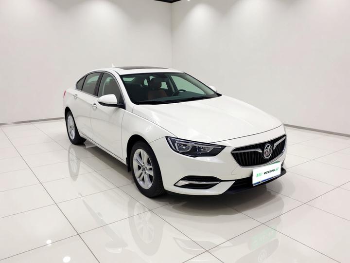 Regal 2019 20T Elite China VI photo 3