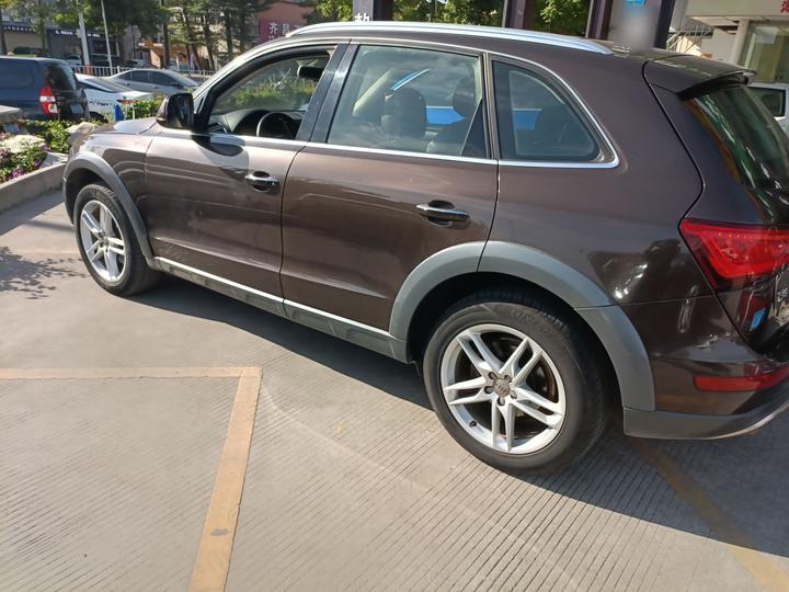 Q5 2017 Plus 40 TFSI Tech photo 4