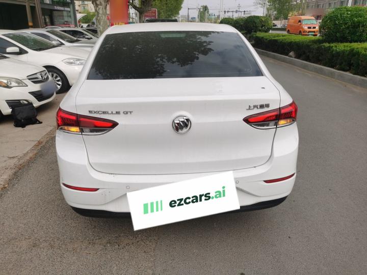 Excelle 2021 Classic 1.5L AT Elite photo 3