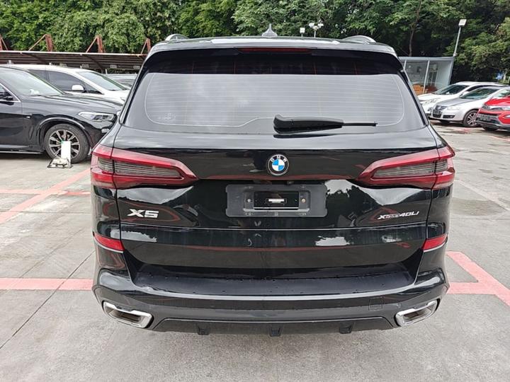 X5 2022 xDrive 40Li M Sport Package photo 3