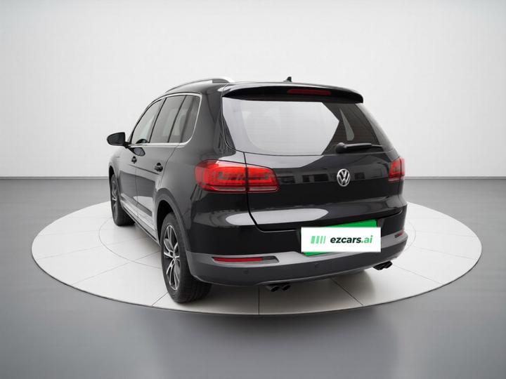 Tiguan 2015 1.8TSI AT RWD Luxury photo 4