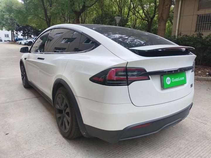Model X 2023 AWD Plaid photo 4