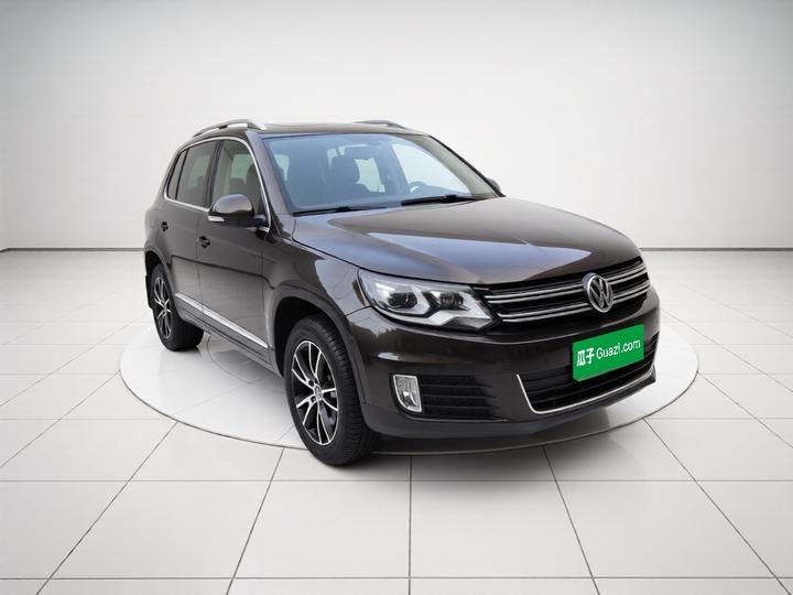Tiguan 2016 300TSI AT RWD Luxury photo 3