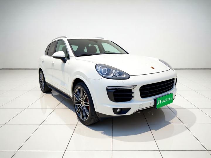 2015 Cayenne 3.0T photo 3