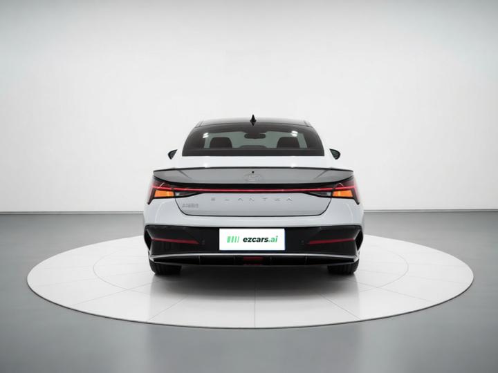 Elantra 2023 1.5L CVT LUX Premium photo 3