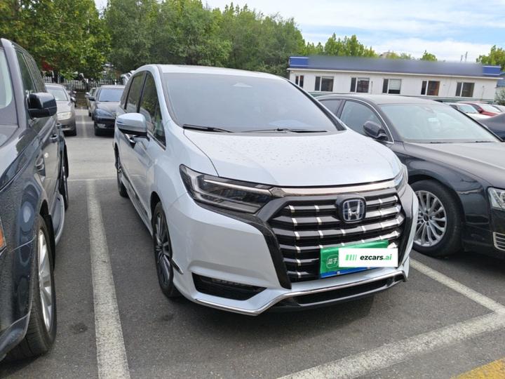Elysion 2024 2.0L e:HEV Luxury photo 3