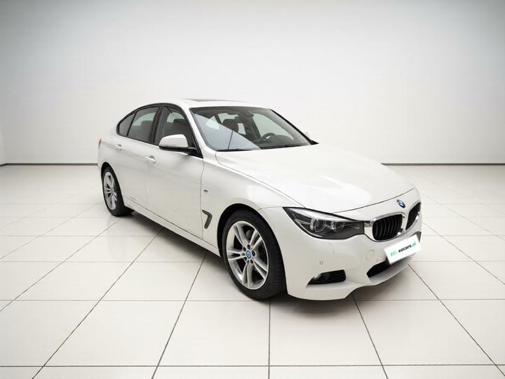 3 SeriesGT 2019 320i M Sport Package photo 3
