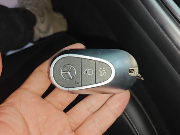 C-Class 2022 C 200 L Sport photo 8