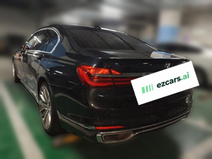 7 Series 2018 740Li Leading Excellence photo 4
