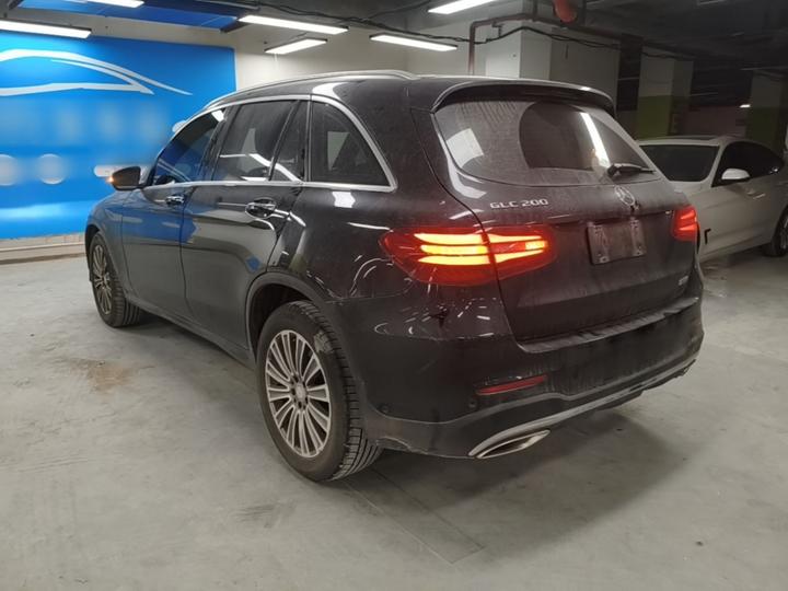 GLC 2017 GLC 200 4MATIC photo 4