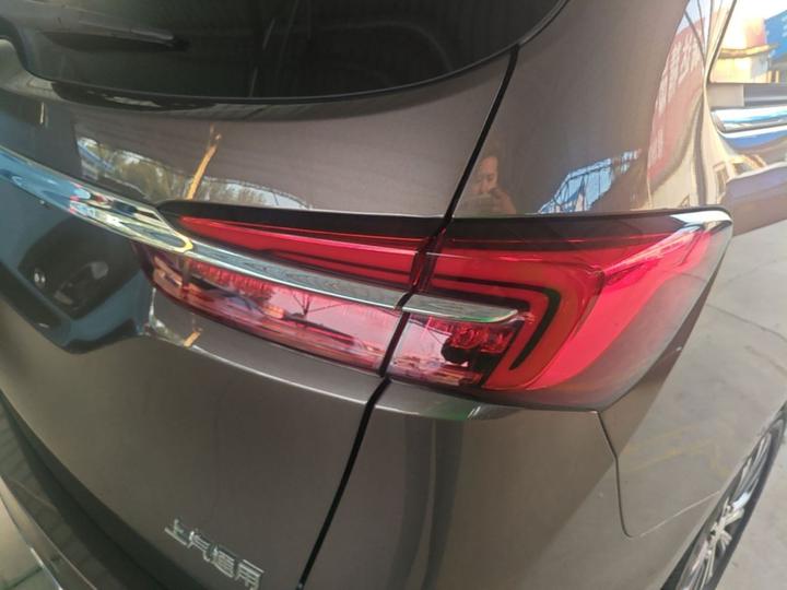 GL8 2023 Facelift Luxury photo 7