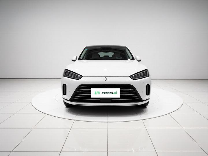 HIMA AITO M5 2022 EREV AWD Performance photo 2