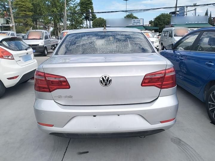 Bora 2014 1.6L MT Comfort photo 3