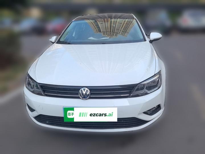 Lamando 2018 230TSI DSG photo 2