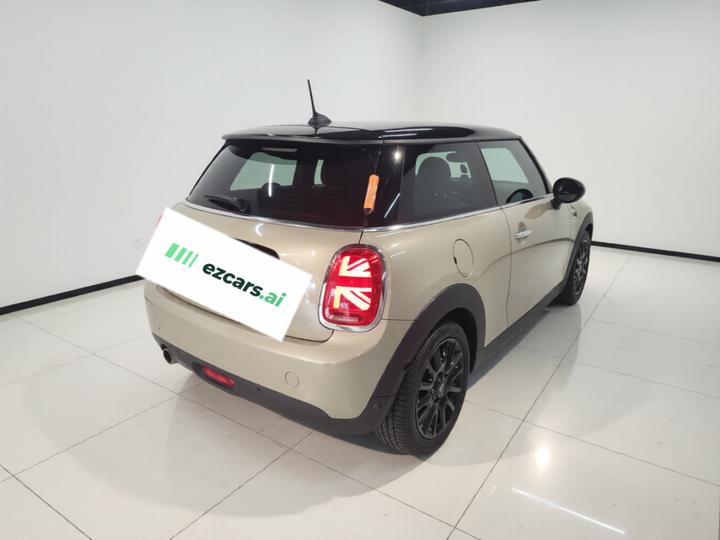 2018 1.5T COOPER Classic photo 6