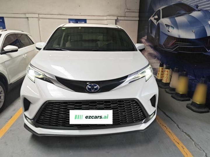 Granvia 2022 2.5L Hybrid photo 2