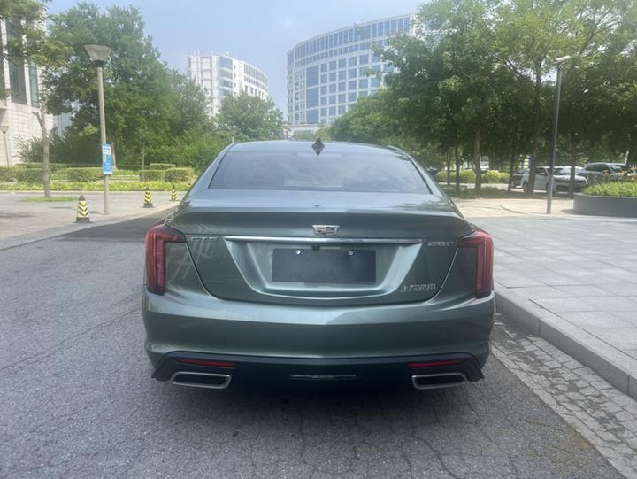 CT5 2022 28T Luxury Standard photo 4