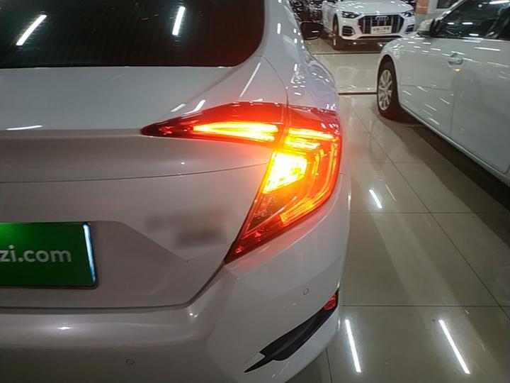 Civic 2016 220TURBO CVT Luxury photo 7