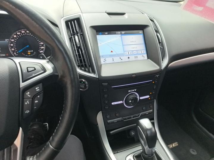 Edge 2016 EcoBoost 245 AWD 7-Seater photo 8