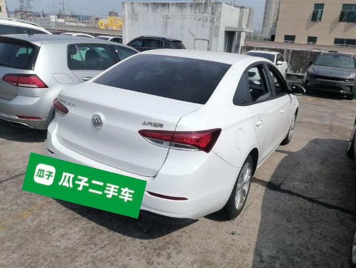 Excelle 2021 Facelift Classic 1.5L AT Elite photo 6