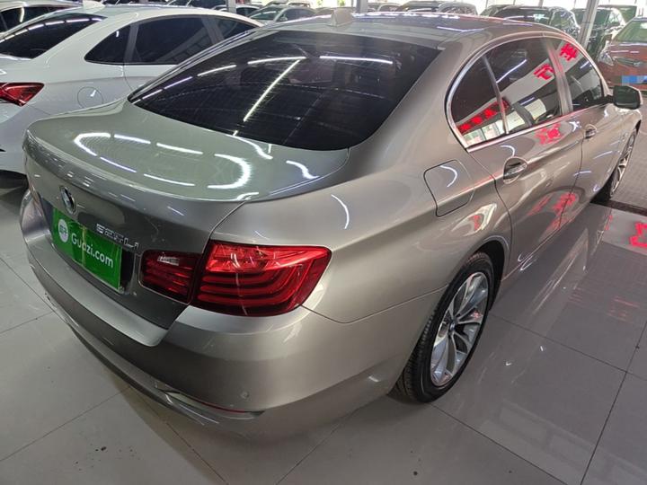 5 Series 2017 525Li Leading photo 4
