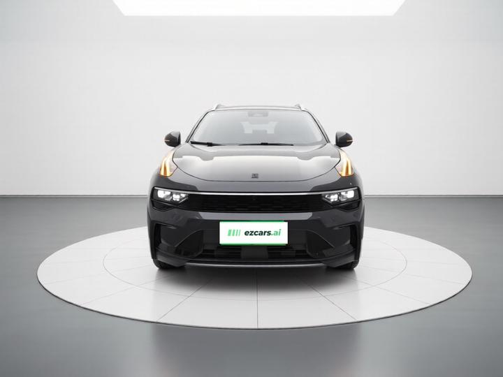 01 2023 2.0TD RWD photo 2