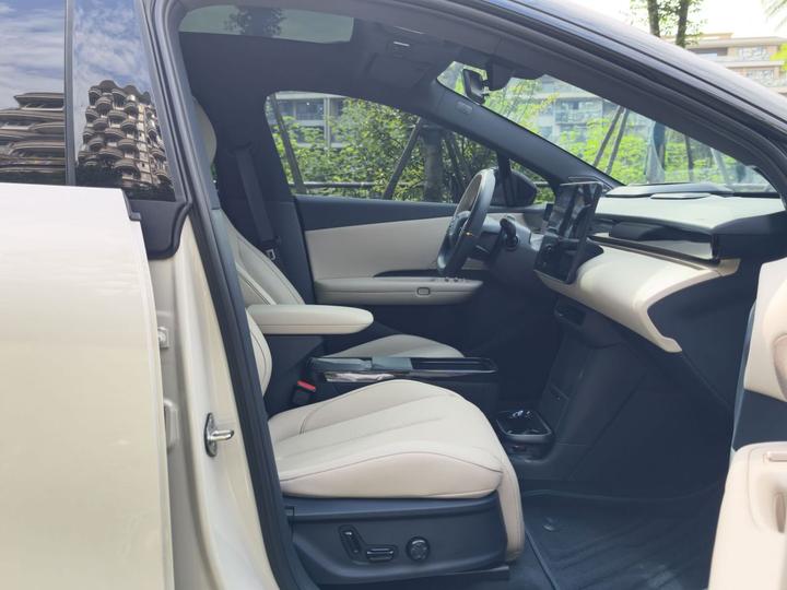 Z20 2025 530km RWD Max photo 7