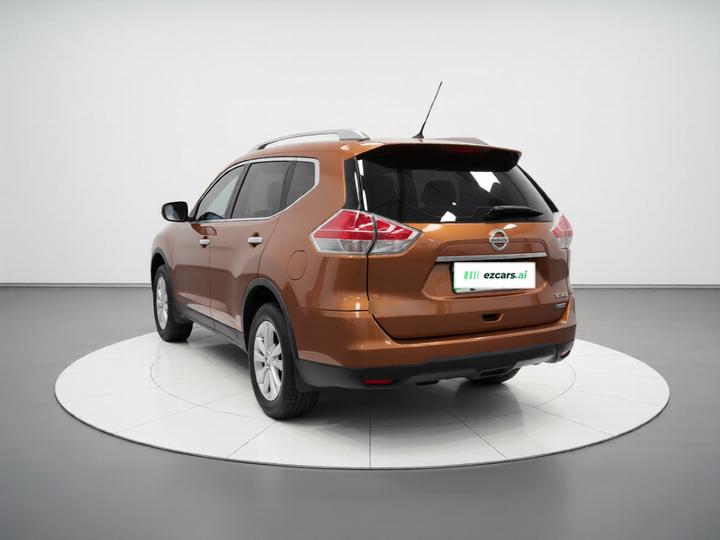 X-Trail 2014 2.0L CVT Comfort 2WD photo 4