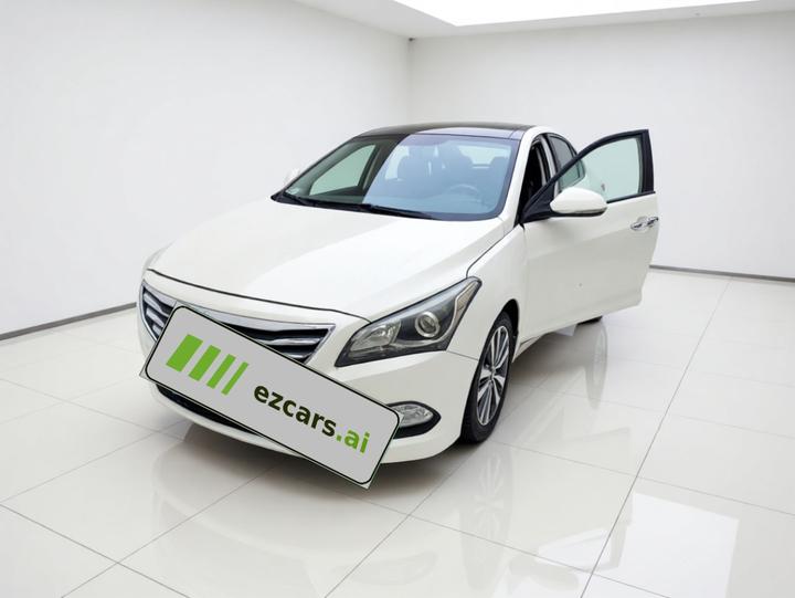 Mistra 2016 1.8L AT Premium DLX