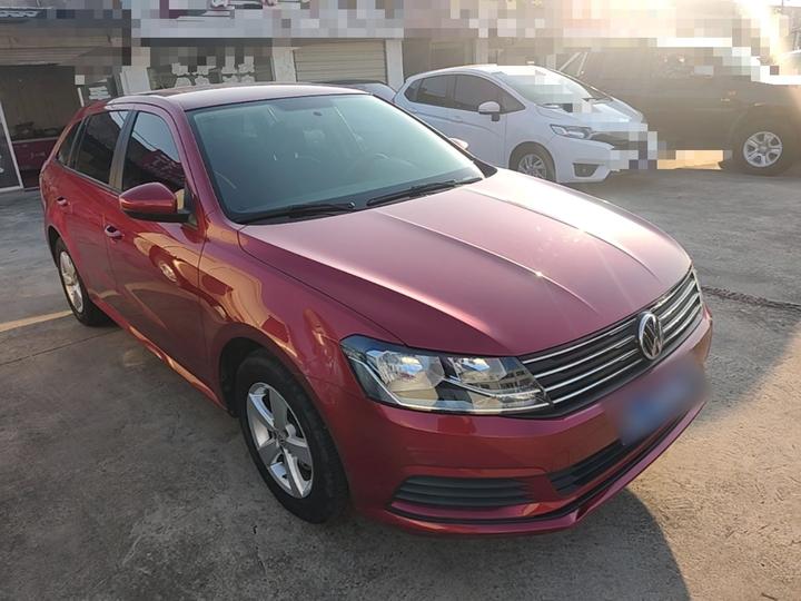 2015 1.6L AT photo 3
