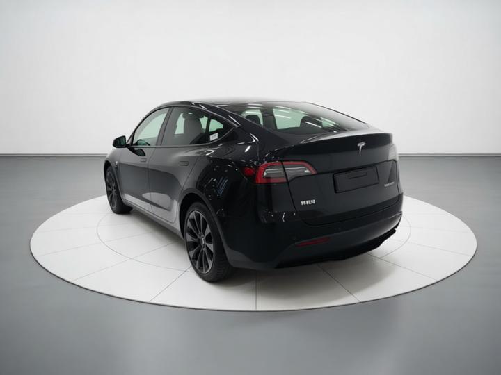 Model Y 2023 RWD photo 4