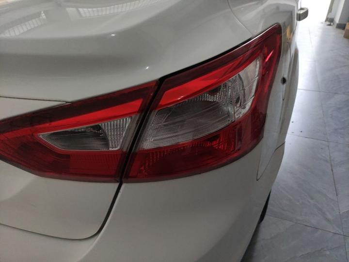 Focus 2012 Sedan 1.6L AT Comfort photo 7