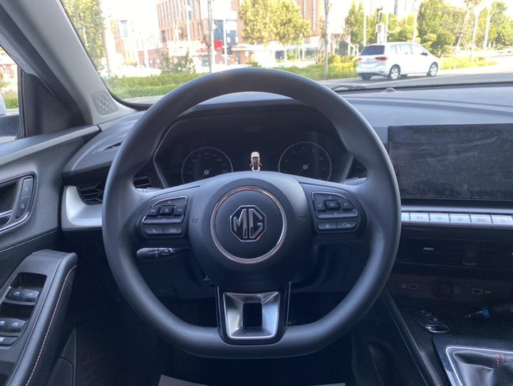MG5 2023 180DVVT MT photo 2