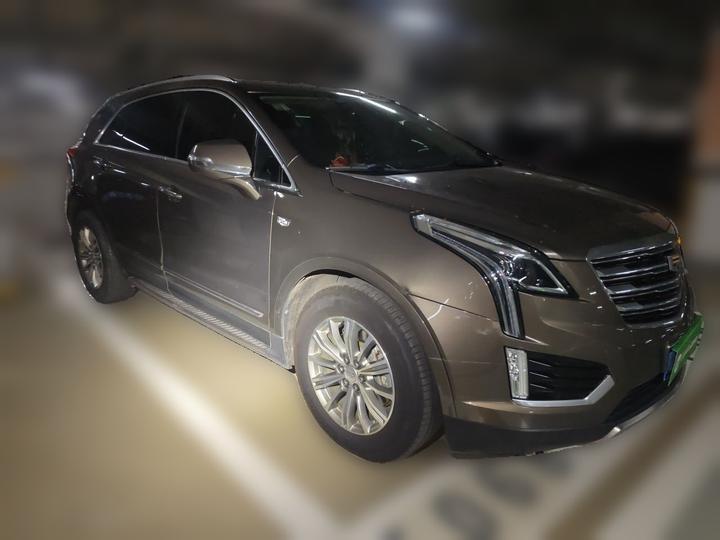 XT5 2016 28T AWD Tech photo 3