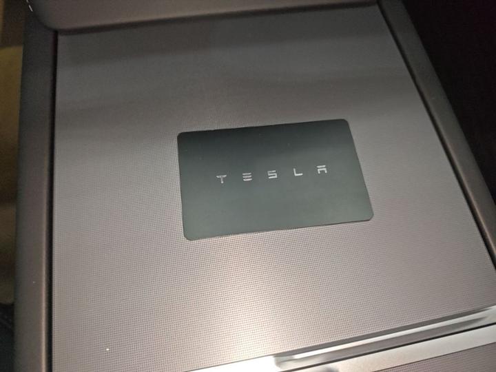 Model Y 2026 RWD photo 8