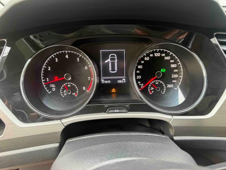 2018 L 280TSI DSG 7-Seater photo 7