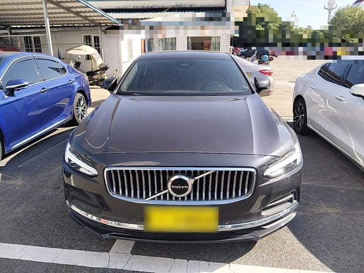 S90 2023 B5 Luxury photo 2