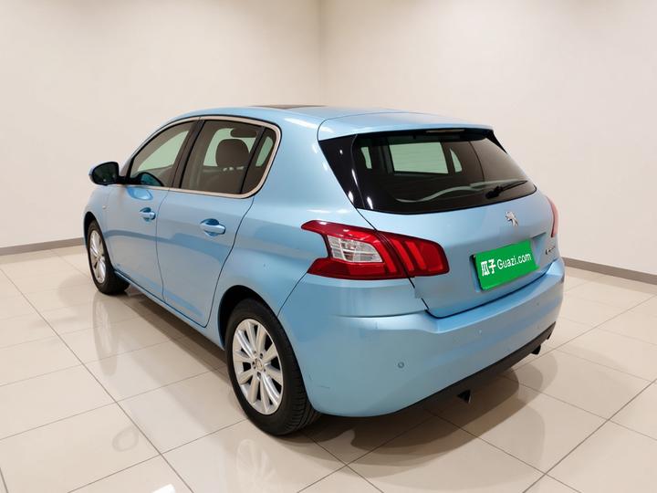308S 2015 1.2T AT photo 4