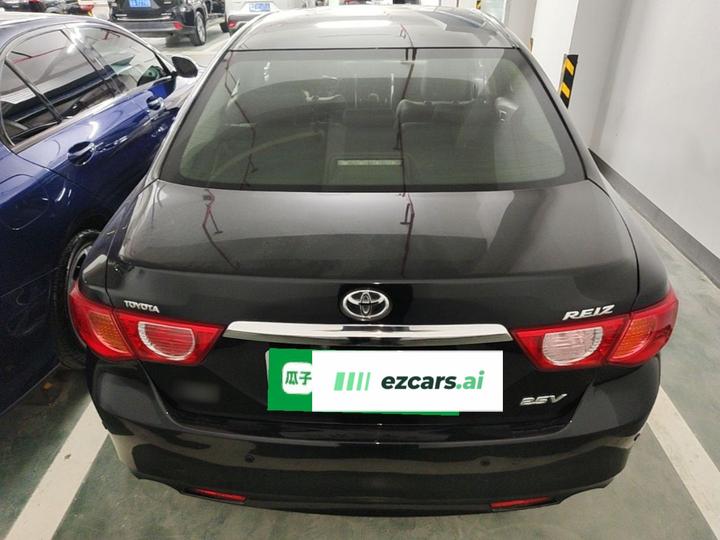 2010 2.5V photo 3
