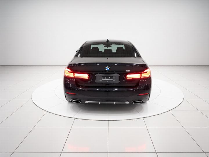 5 Series 2022 Facelift 525Li M Sport Package photo 3