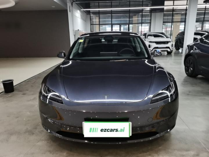 Model 3 2025 RWD photo 2