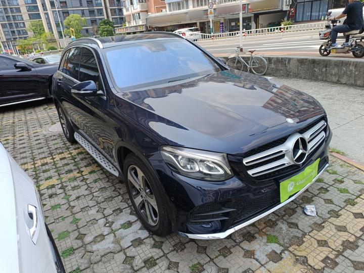 GLC 2017 GLC 260 4MATIC Luxury photo 3